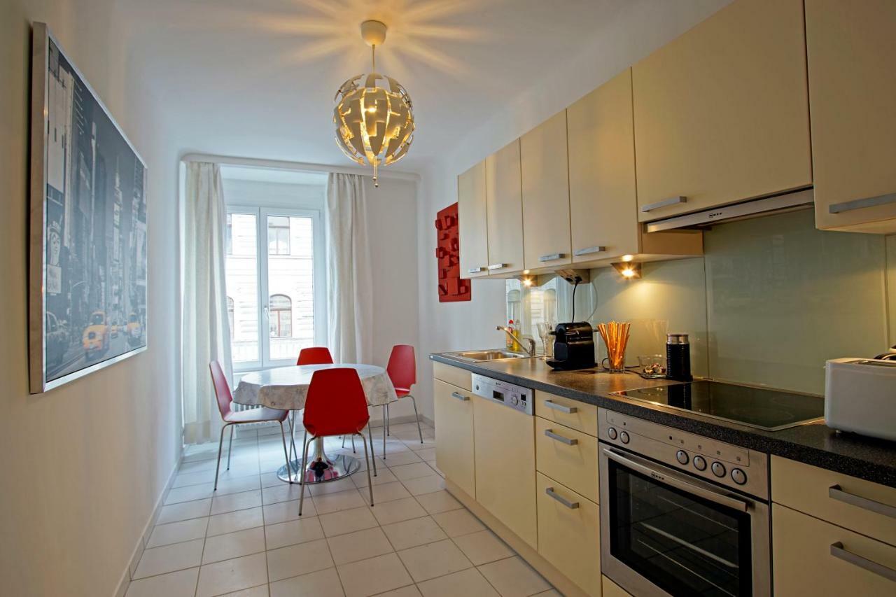 Apartment Close To Stephansdom Viena Exterior foto